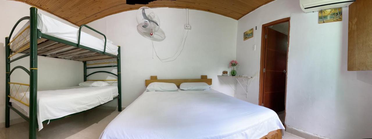 Ecohostal Palmares Del Rio Гуачака Экстерьер фото